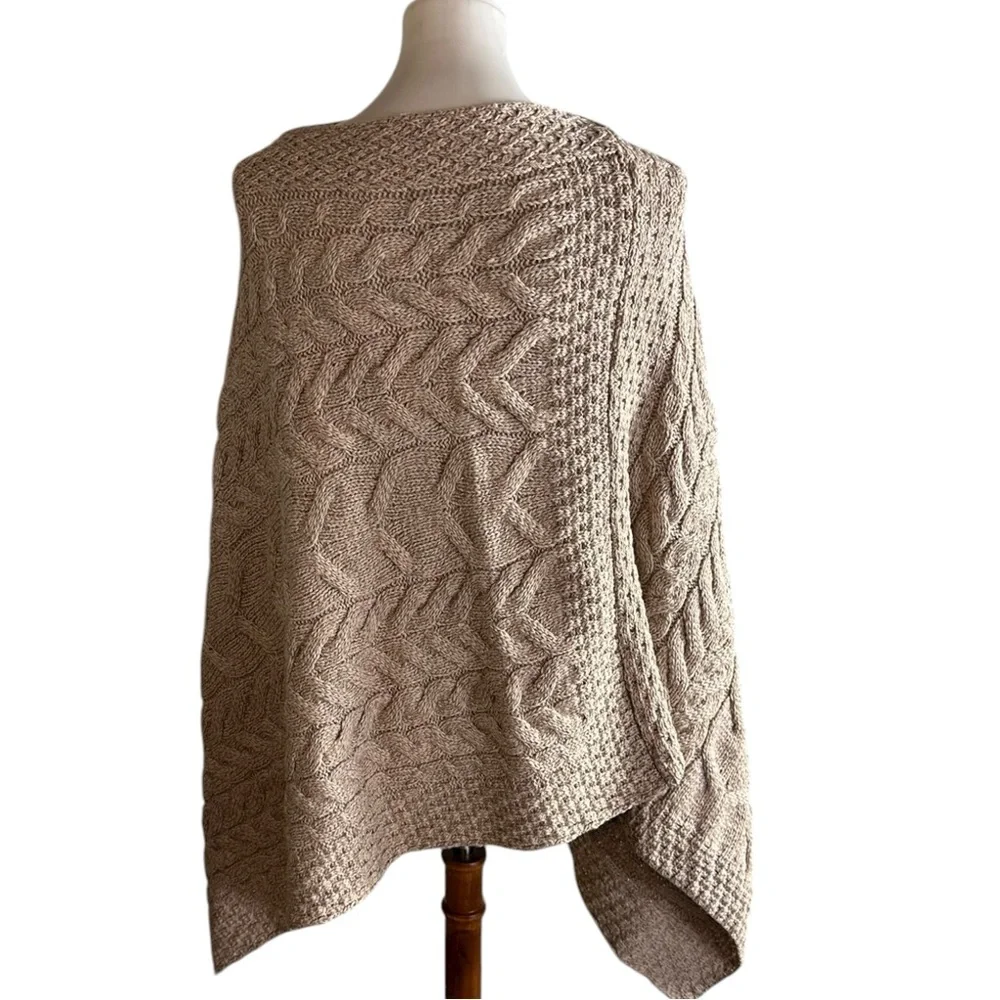 Kilronan Merino Wool V-Neck Poncho Wicker Natural Ireland NOWT Size XS/S
